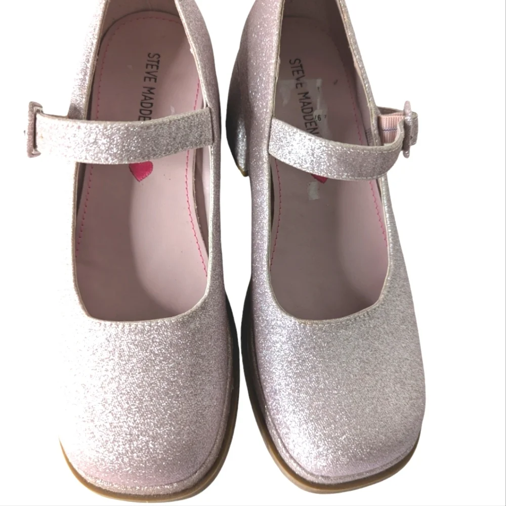 Steve Madden Girl's Drama Dress Pump Blush Shimmer.. Size 5